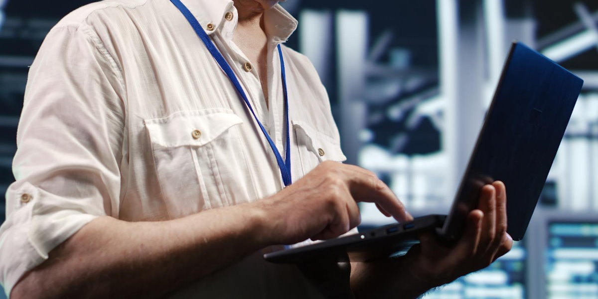 IT Operations and Support – HEXANOVA TECHNOLOGIES